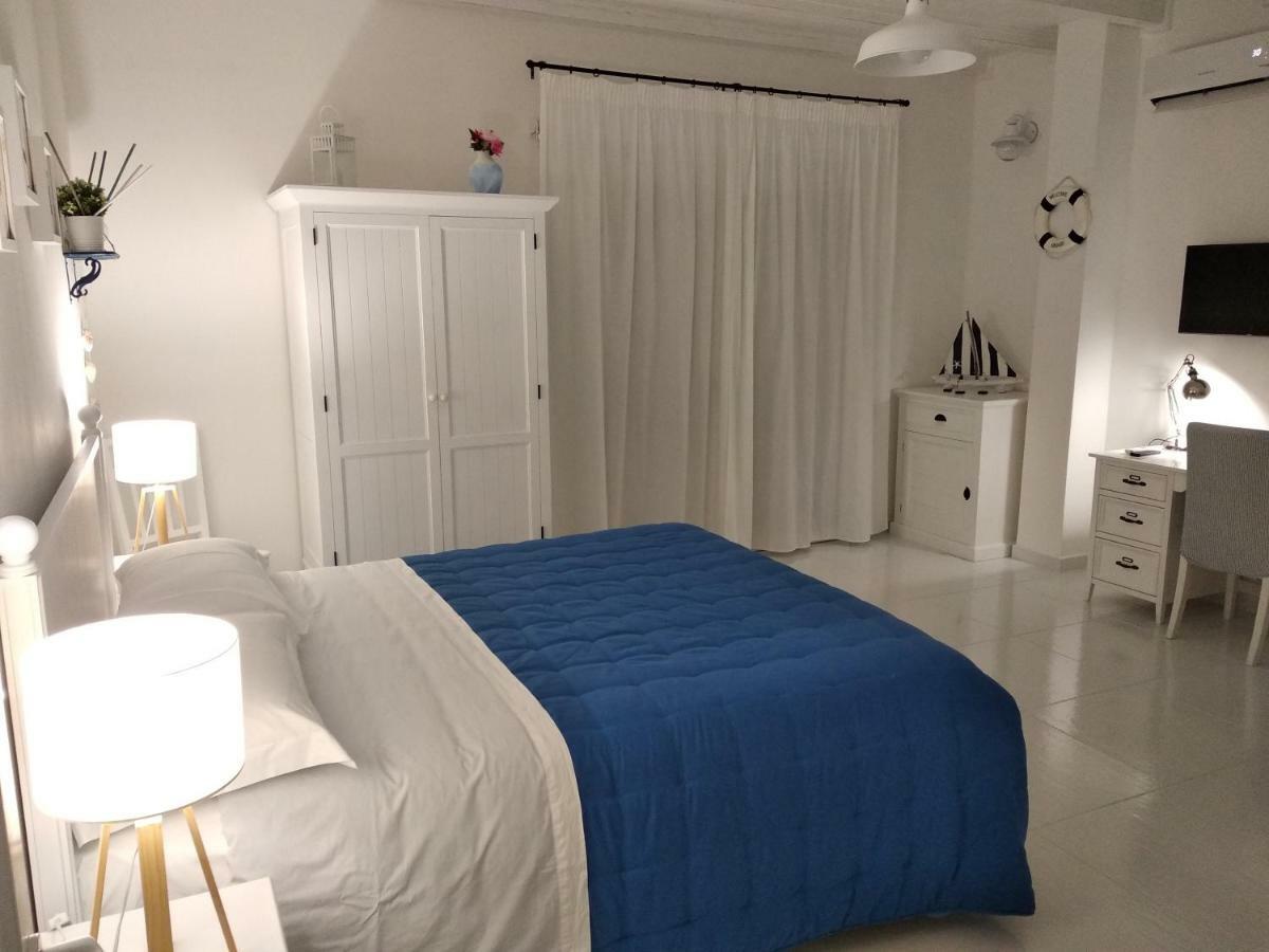 Latino Rent Room B&B Vista Mare Porto Cesareo Εξωτερικό φωτογραφία
